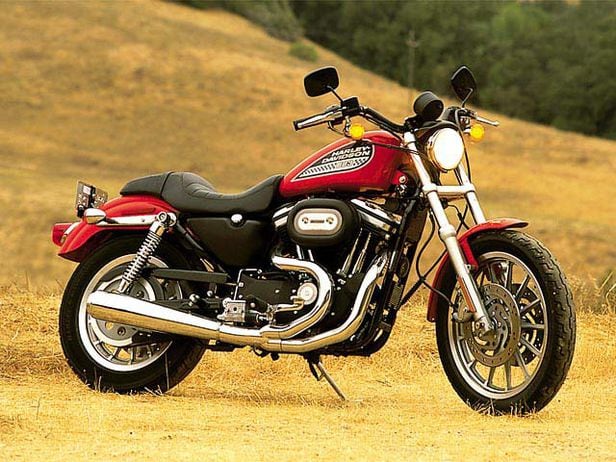  Harley-Davidson XL 883 R in The New Guy, 2002