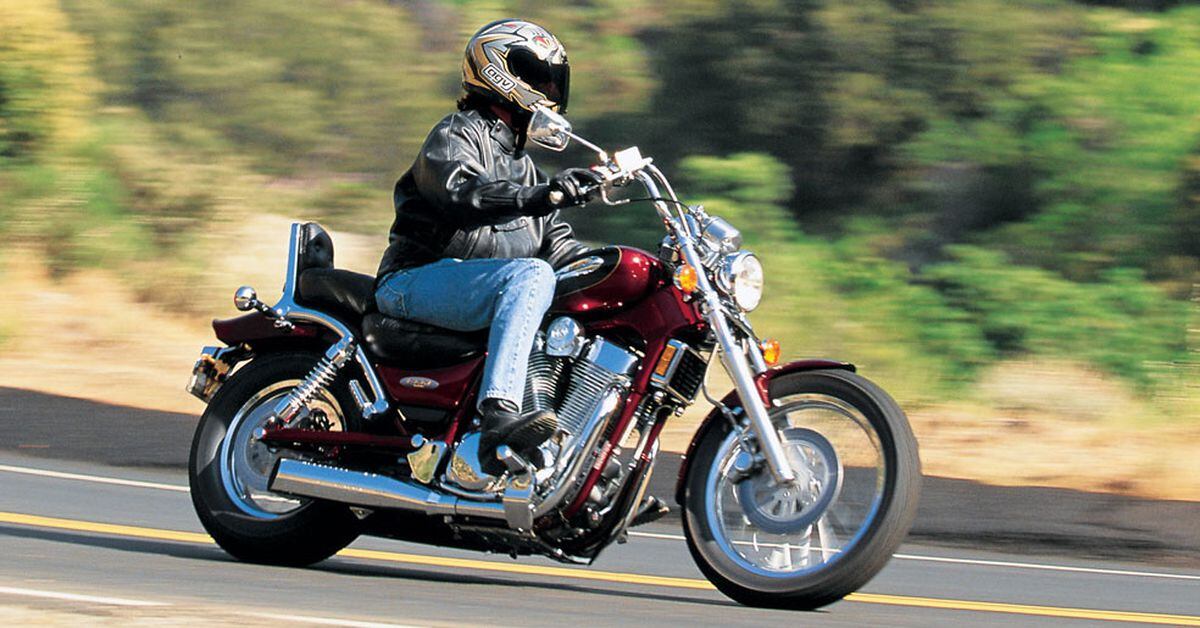 A Retro Review of the 1997 Suzuki Intruder 1400 | Motorcycle Cruiser