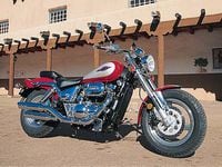 A 1997 Review of Suzuki's '97 Intruder 800 and Marauder from our  Middleweight Comparison