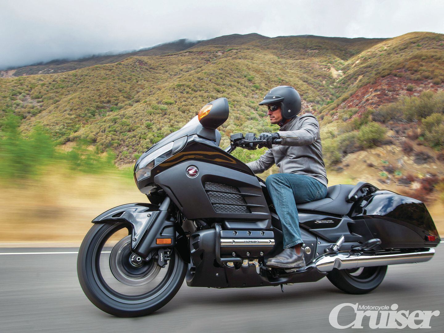 2013 Honda Gold Wing F6B GL1800B/GL1800BD | First Look