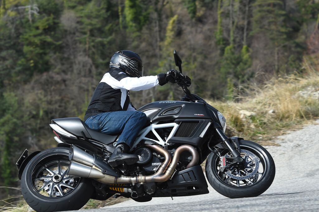 First Ride: 2015 Ducati Diavel Carbon | Motorcycle Cruiser