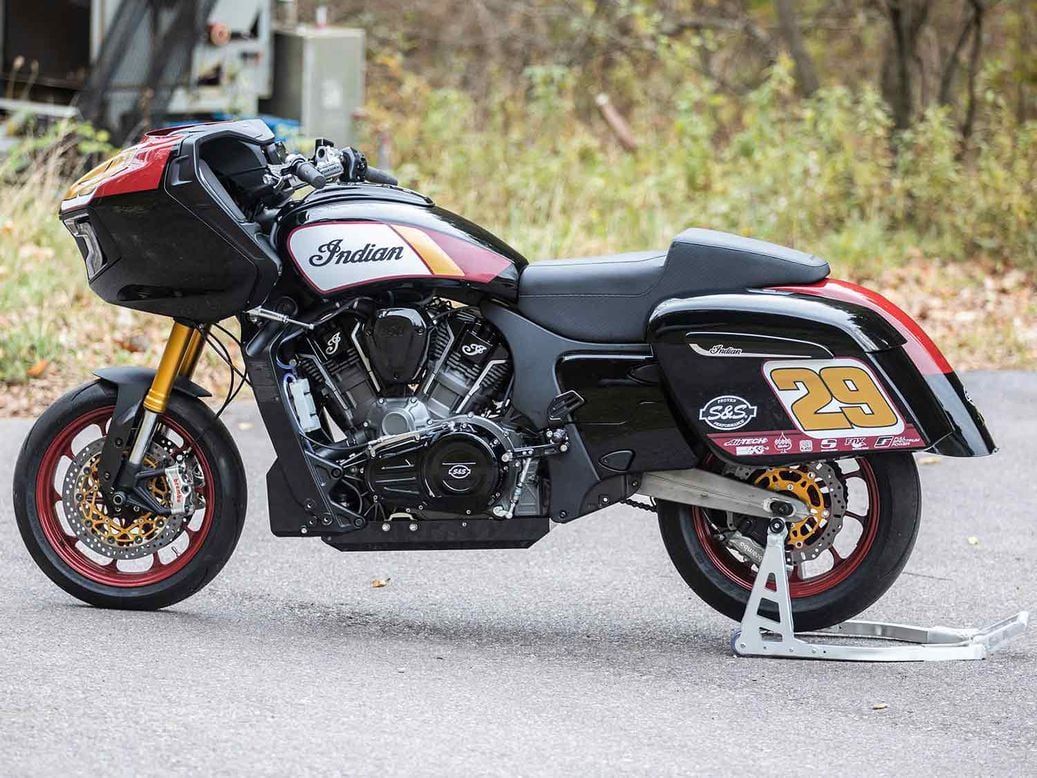 Corrida de motos custom: conheça o King of the Baggers - Motonline