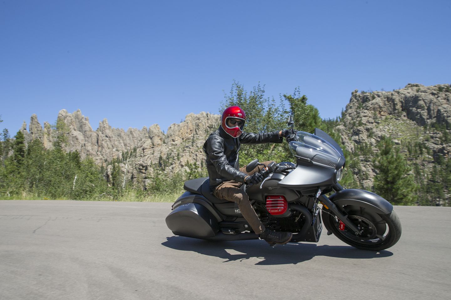 Moto Guzzi MGX-21 Flying Fortress: First Ride | Motorcycle Cruiser