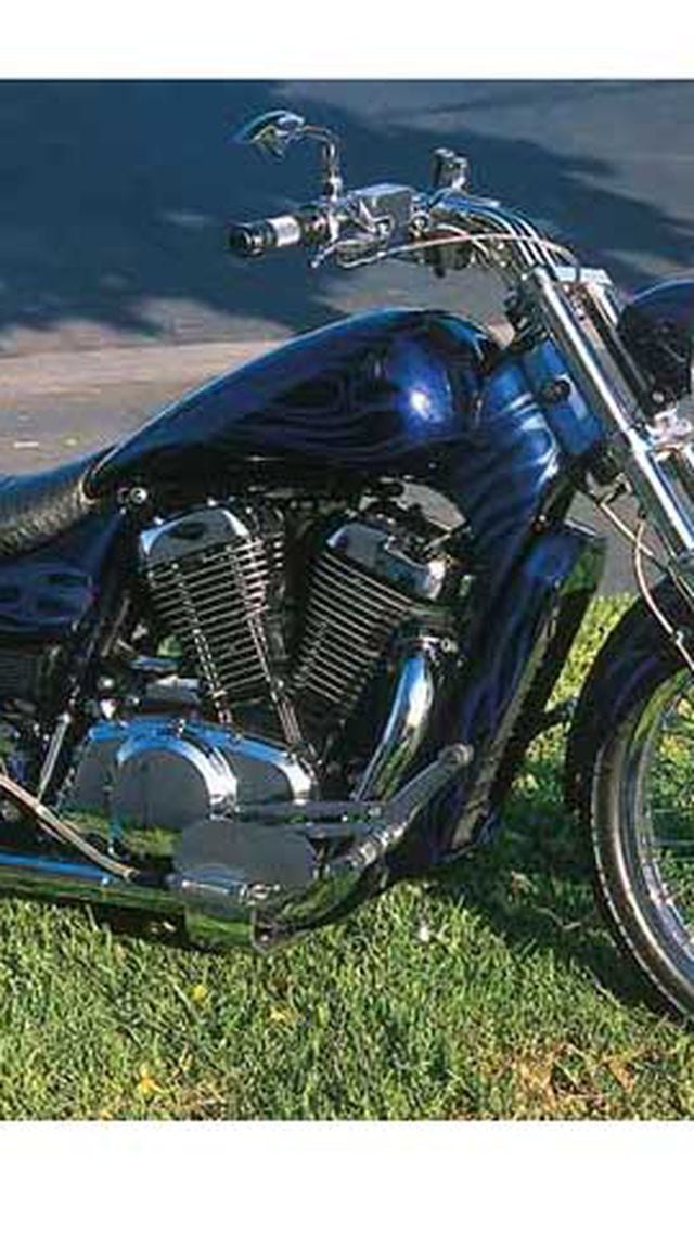 Flashy Signature Motorcycle: CM2 Suzuki Intruder 800 Custom
