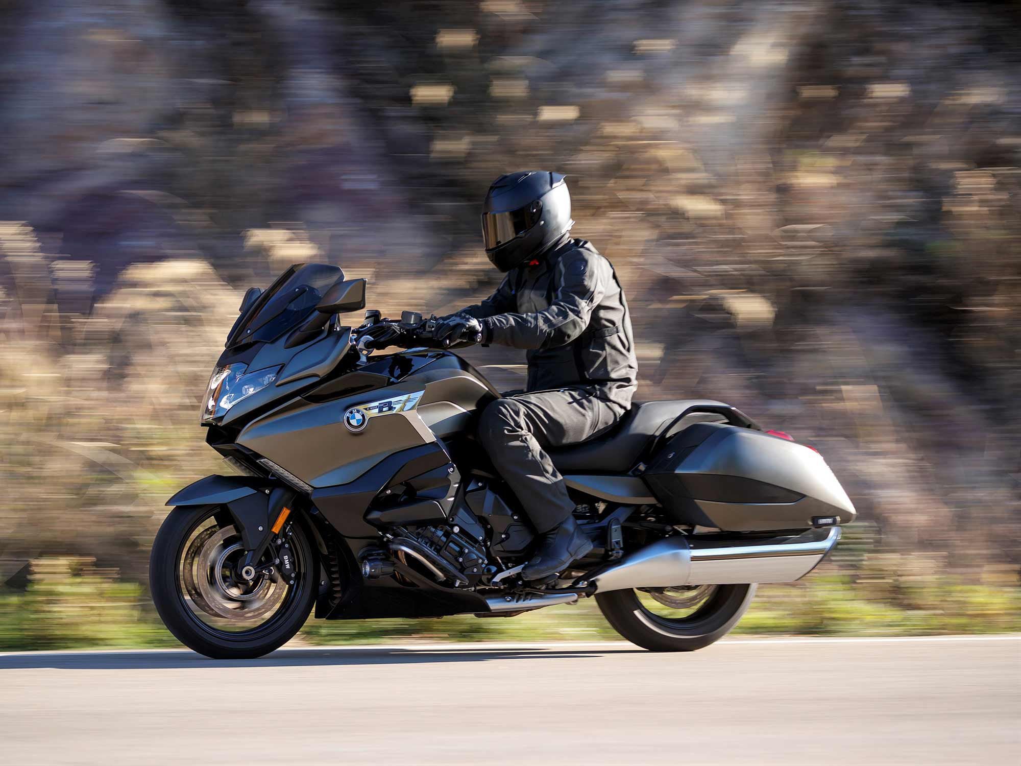 BMW Updates 2023 Okay 1600 Baggers, R nineT, and R 18 Fashions ...