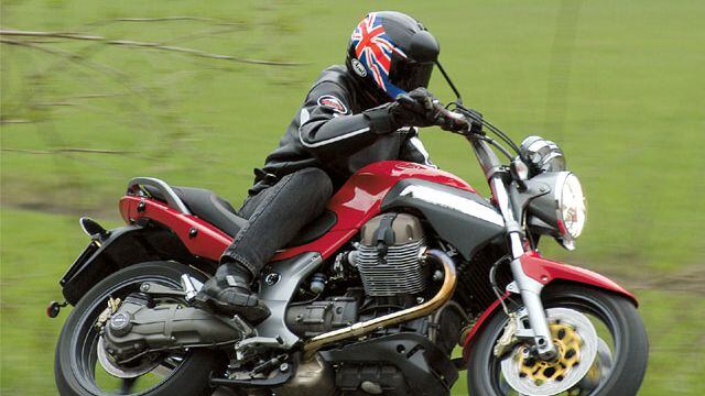 Moto Guzzi Breva V1100 - Road Test