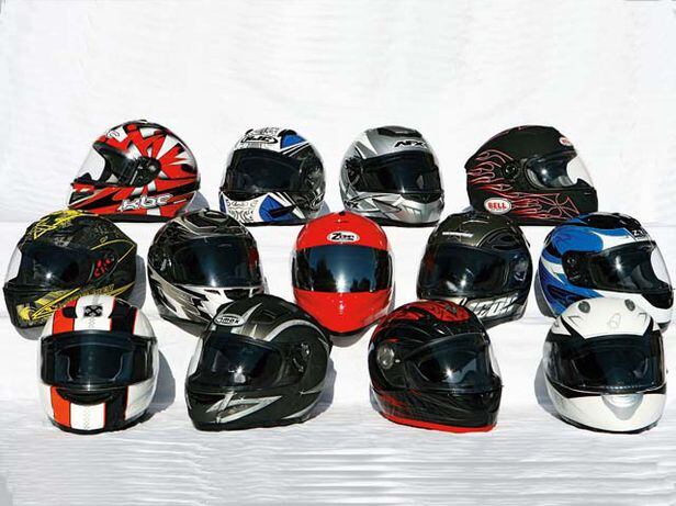 Pin by March on Helmet  Cool motorcycle helmets, Motorcycle