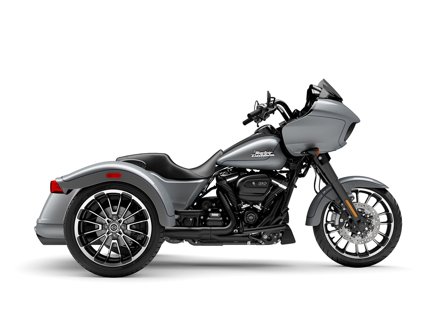 The 2024 Harley-Davidson Road Glide 3 has yet to receive the major updates given to its two-wheeled counterpart this year. Nevertheless, the Road Glide 3 has a ton to offer in terms of tech and performance.