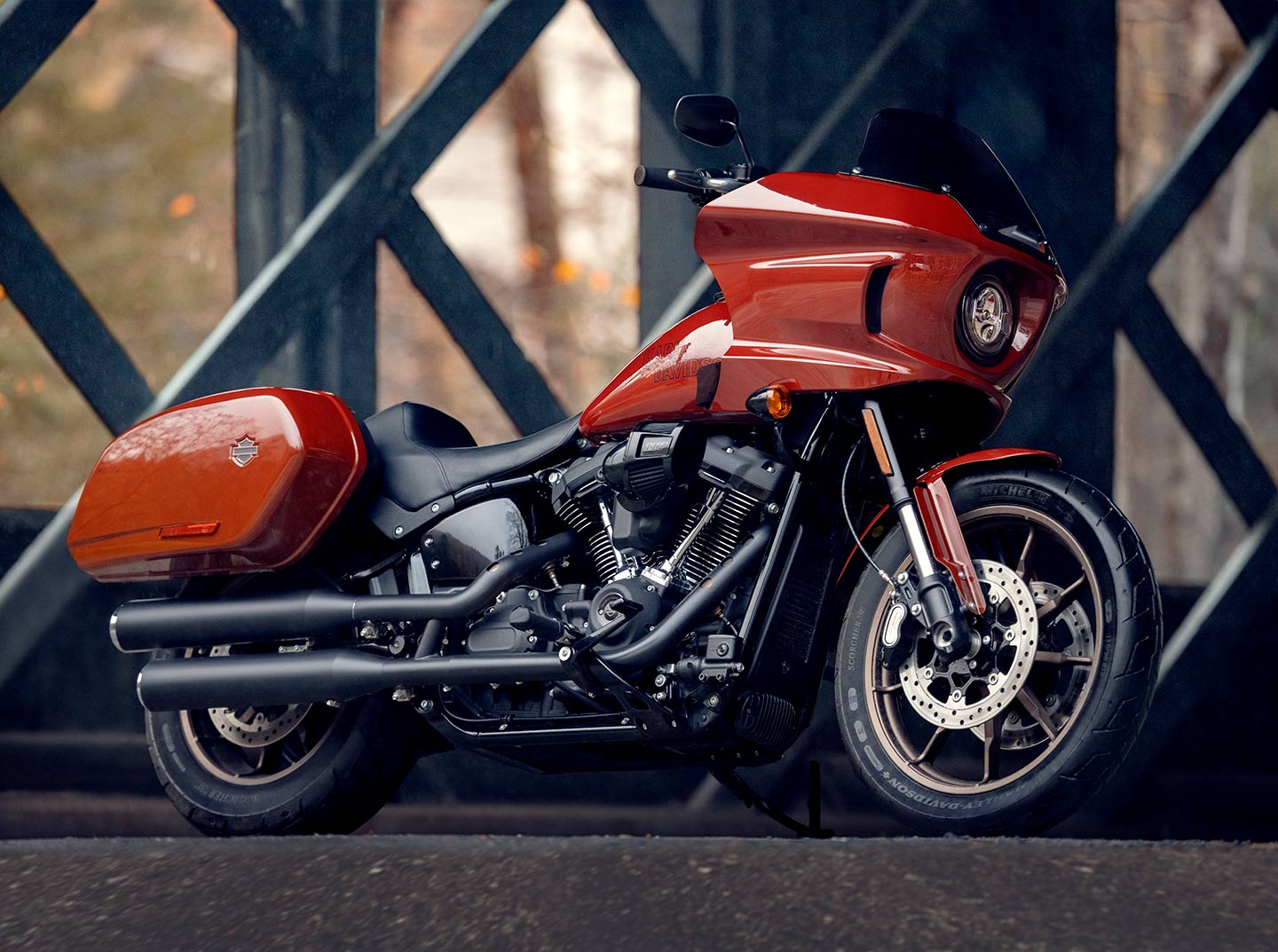 H-D designers did a great job of modernizing the FXRT-inspired fairing.