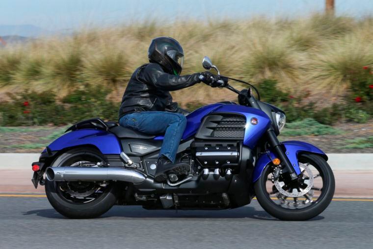 14 Honda Valkyrie First Ride Motorcycle Cruiser